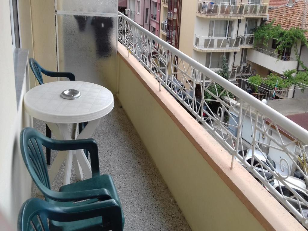 Къща За Гости Мишел Nesebar Exterior foto